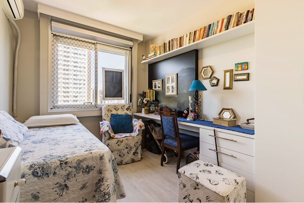 Apartamento 3 dormitórios no bairro Partenon