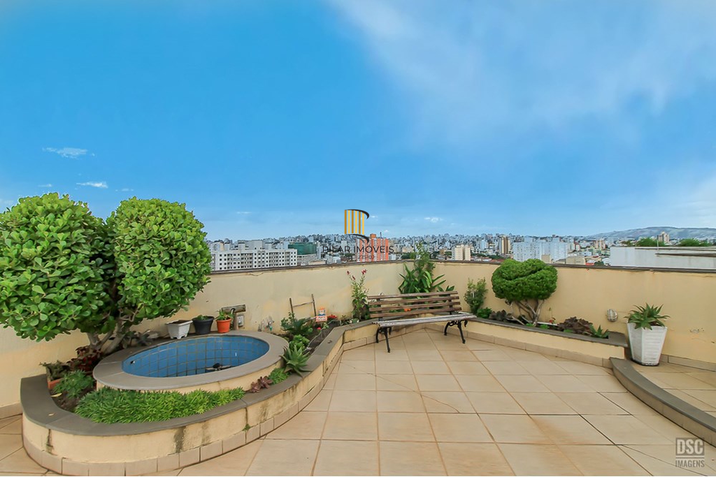 Apartamento 3 dormitórios no bairro Menino Deus