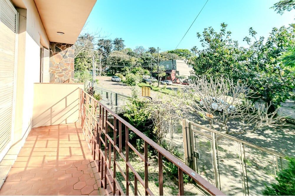 Casa 4 dormitórios no bairro Jardim São Pedro