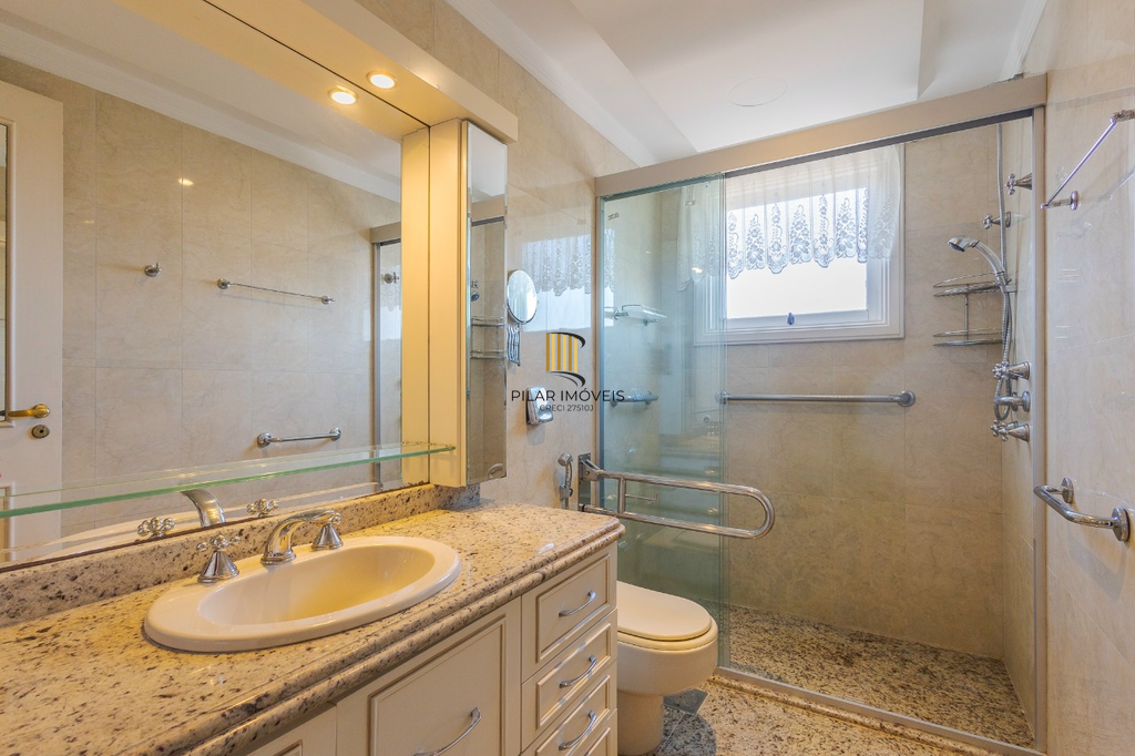 Apartamento 3 dormitórios no bairro Petrópolis