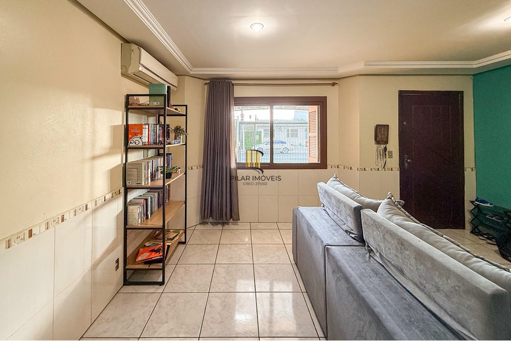 Casa 3 dormitórios no bairro Niterói