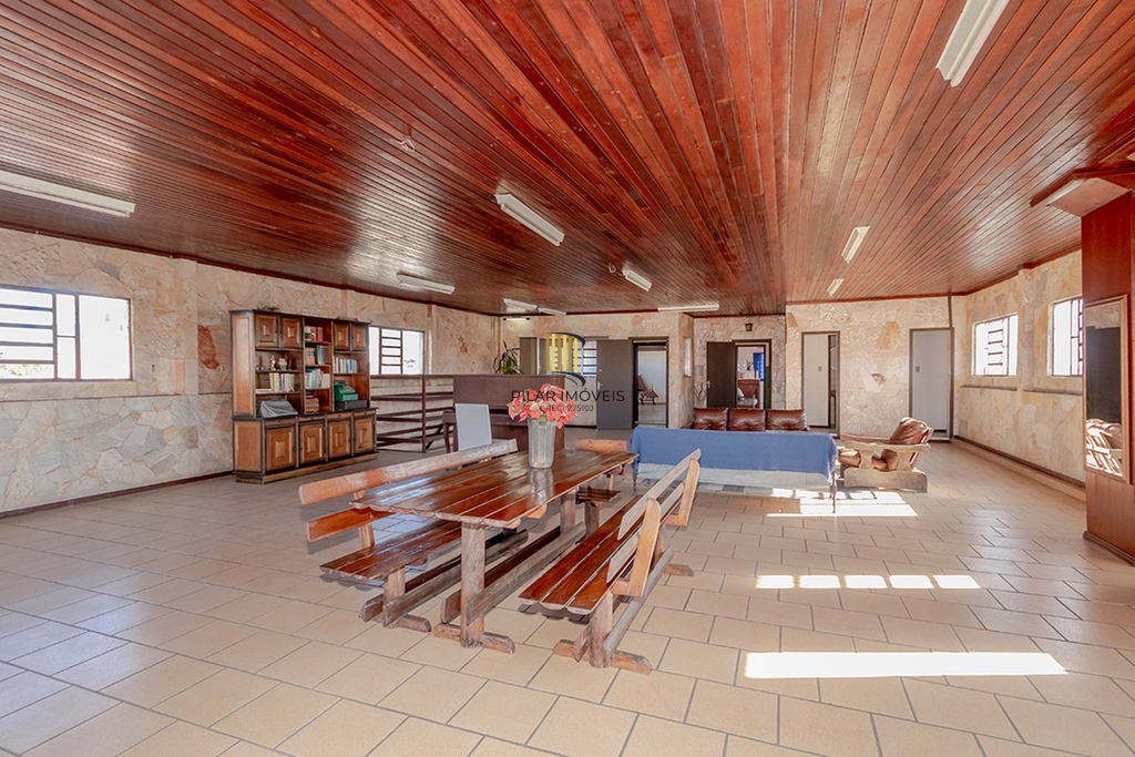 Casa 6 dormitórios no bairro São Sebastião