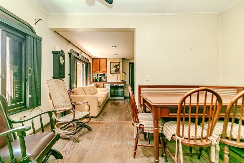 Casa 3 dormitórios no bairro Passo da Areia