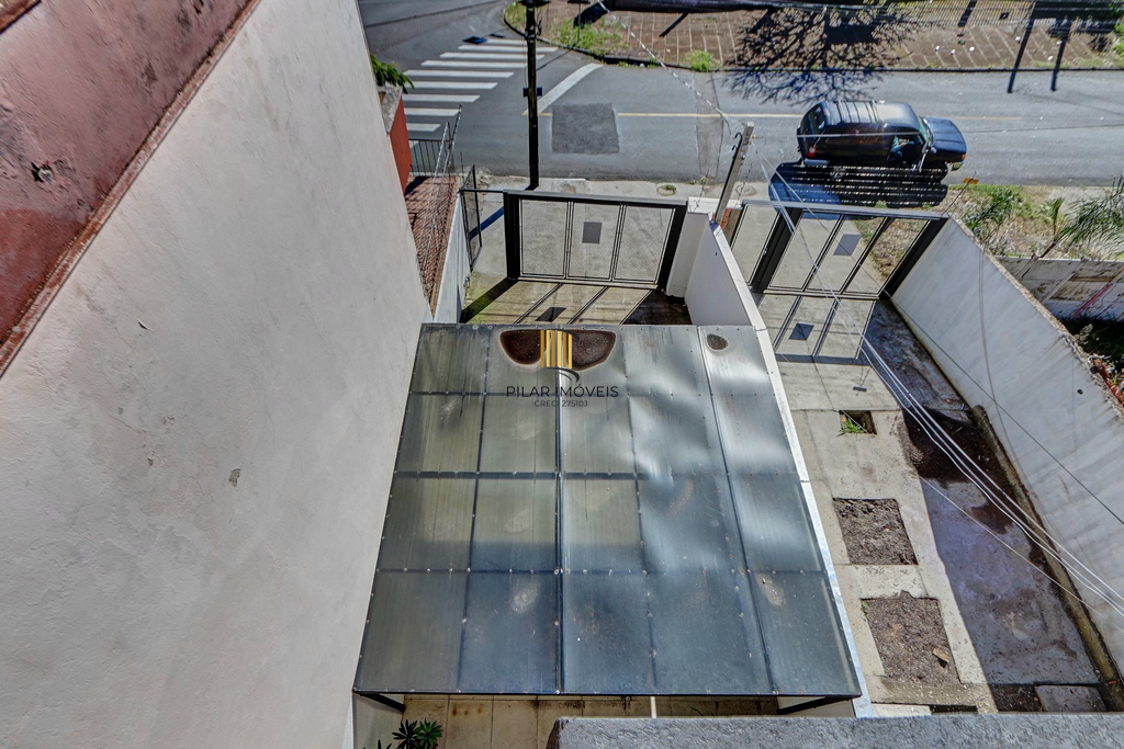 Casa 3 dormitórios no bairro Chácara das Pedras
