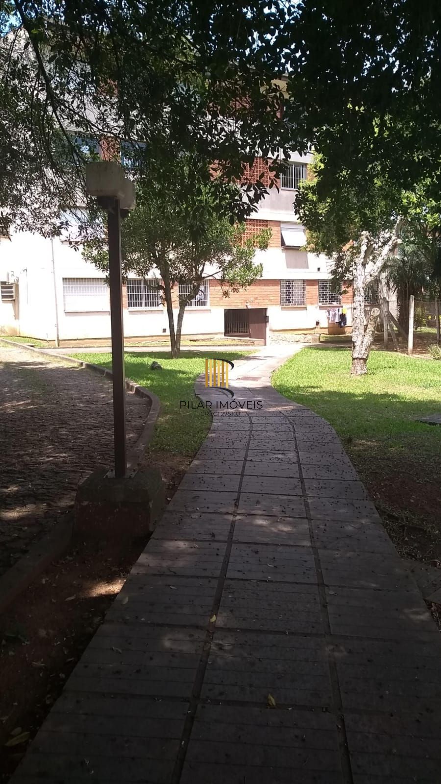 Apto de 01 dormitório, 42 m², segundo andar, Bairro Parque Santa Fé