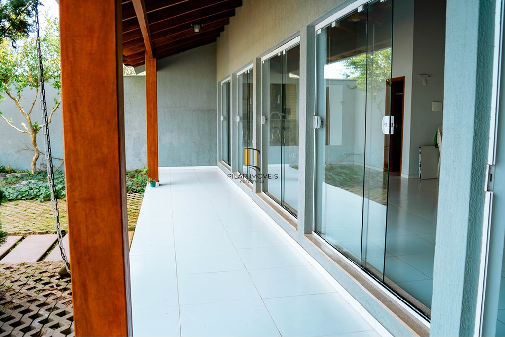 Casa 4 dormitórios no bairro Cecília