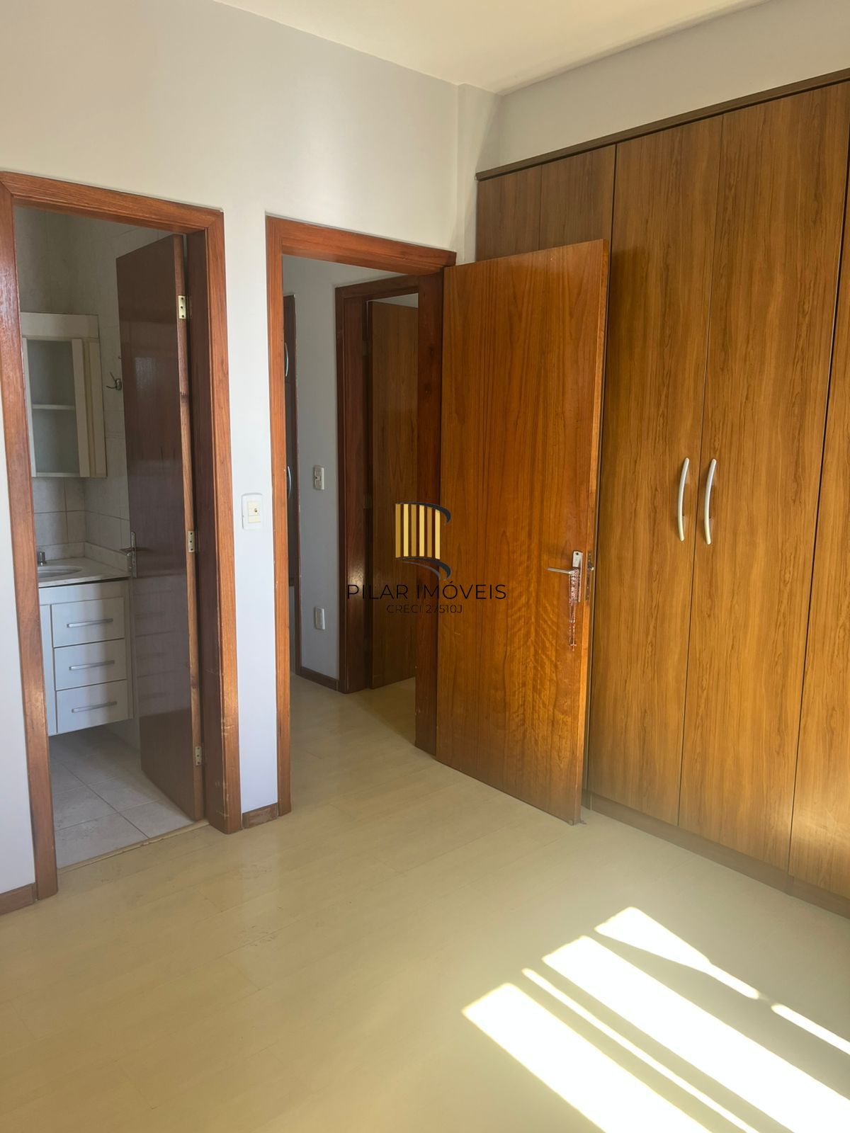 Apto 03 dorm com suíte, leste/norte, 02 box, vista definitiva, no Passo da Areia