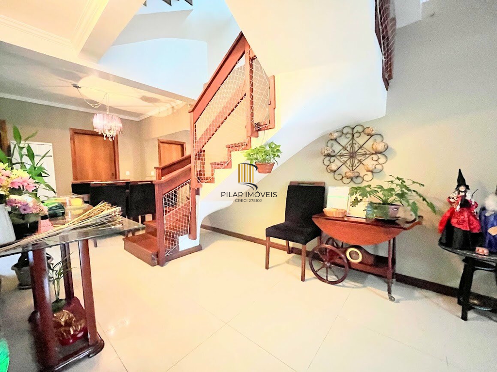 Casa 3 dormitórios no bairro Espírito Santo