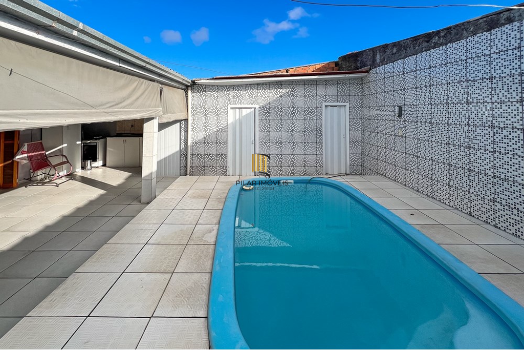 Casa 2 dormitórios no bairro Guajuviras