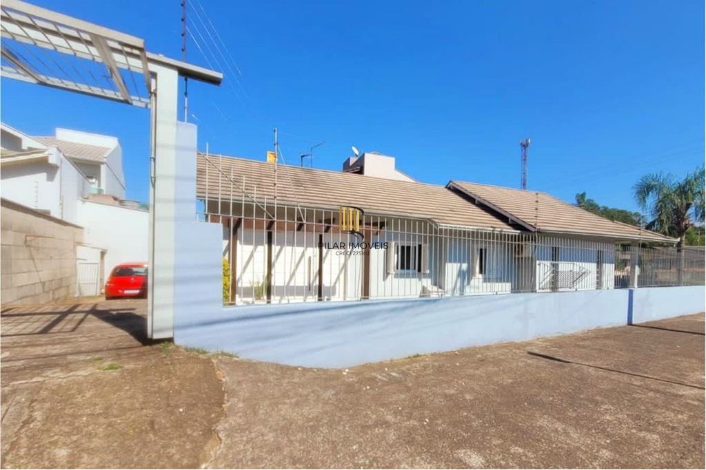 Casa 3 dormitórios no bairro Centro