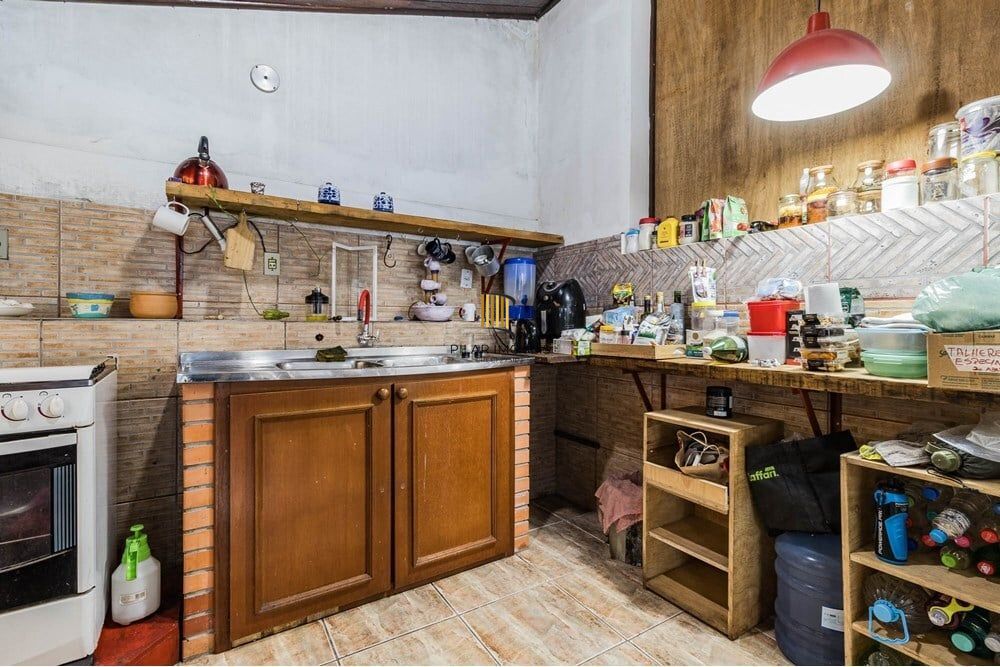 Casa 3 dormitórios no bairro Partenon