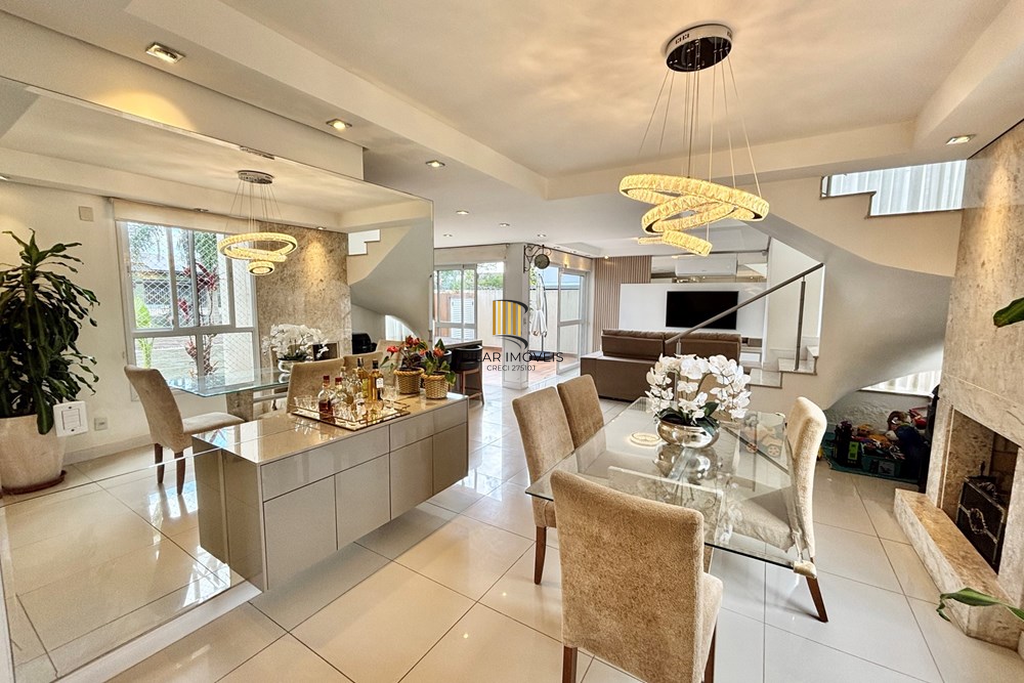 Casa 3 dormitórios no bairro Moinhos de Vento