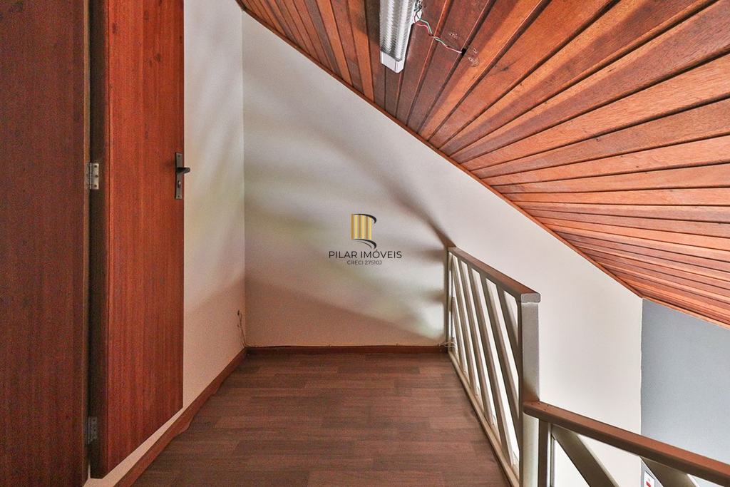 Casa de Condomínio 3 dormitórios no bairro Jardim Itu