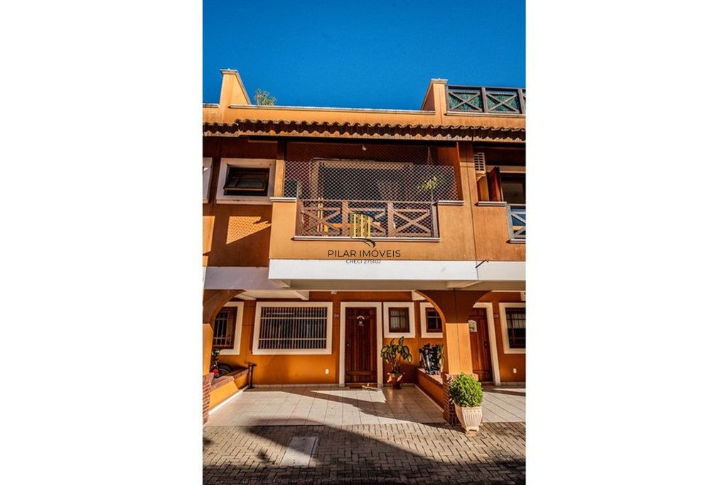 Casa de Condomínio 3 dormitórios no bairro Tristeza