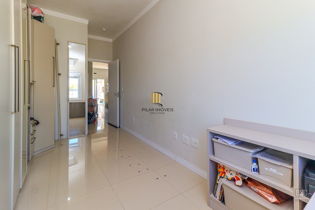 Casa 2 dormitórios no bairro Hípica