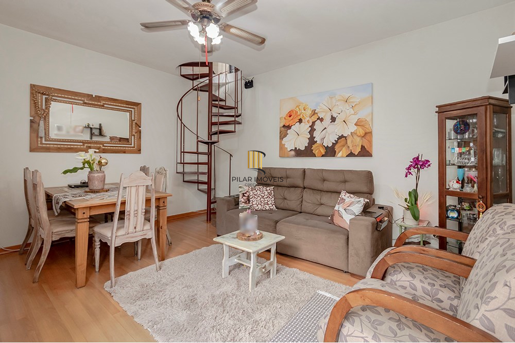 Cobertura 2 dormitórios no bairro Jardim Botânico