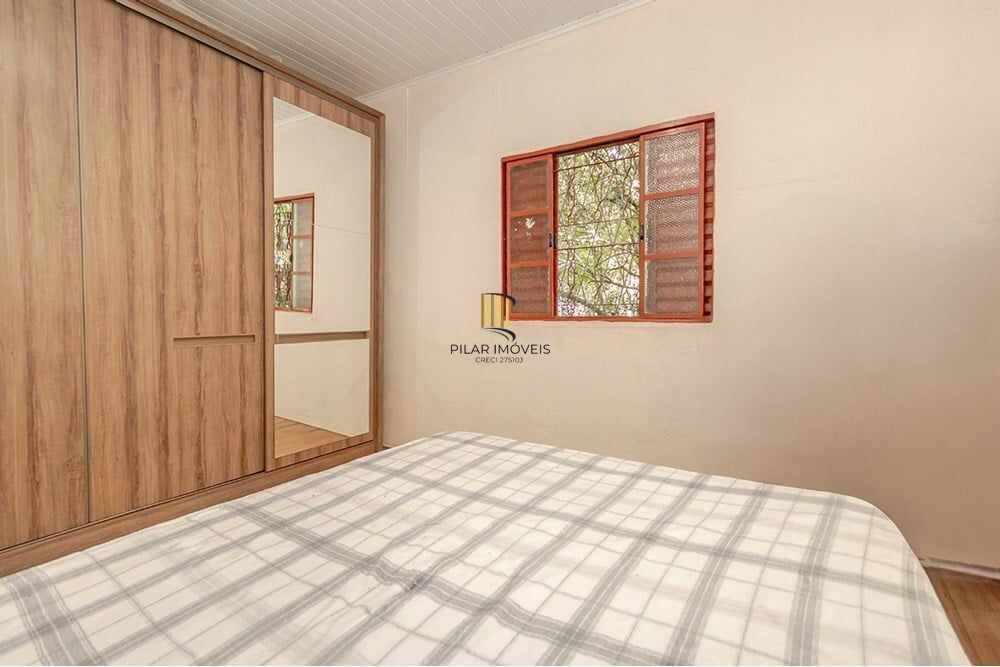 Casa 4 dormitórios no bairro Espírito Santo