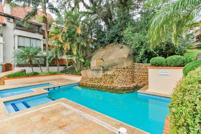 Apartamento 4 dormitórios no bairro Cavalhada