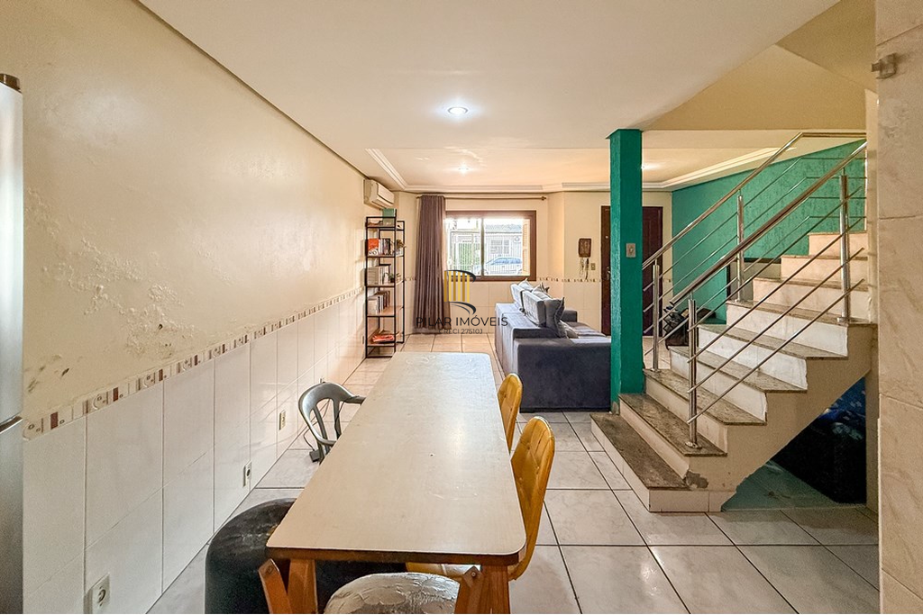 Casa 3 dormitórios no bairro Niterói