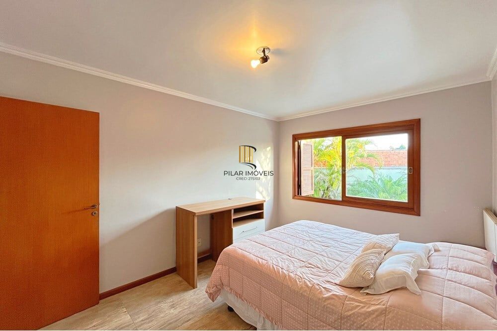 Casa 3 dormitórios no bairro Espírito Santo