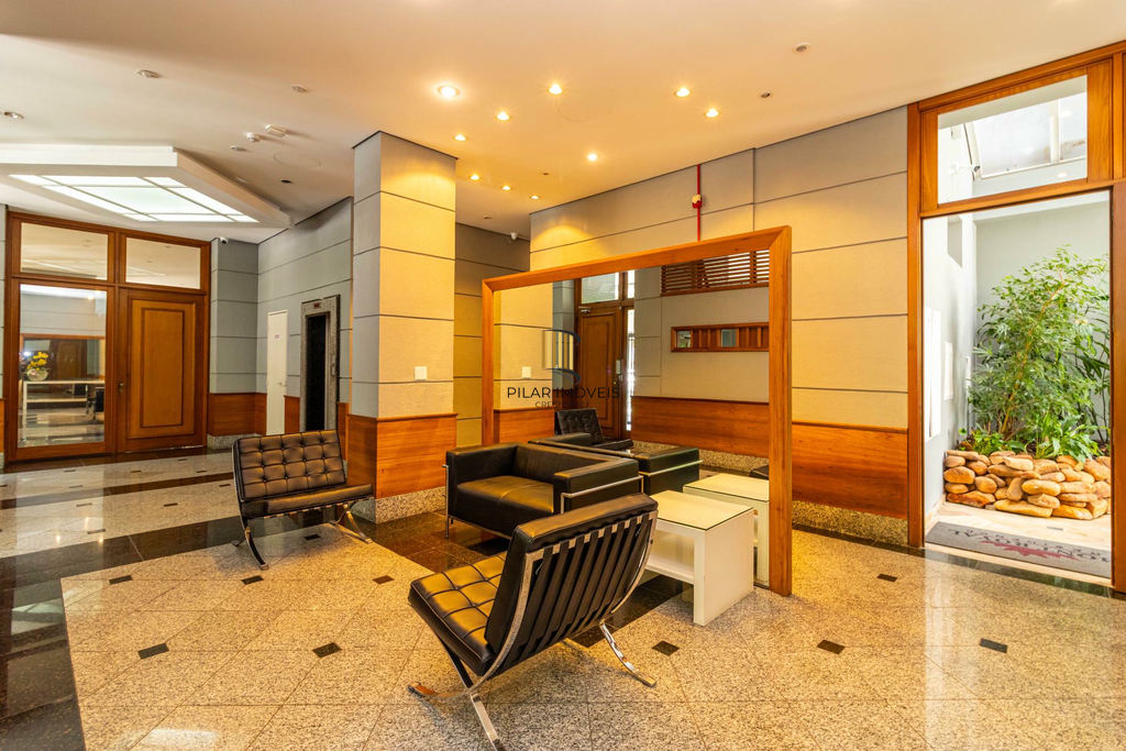 Apartamento 4 dormitórios no bairro Auxiliadora