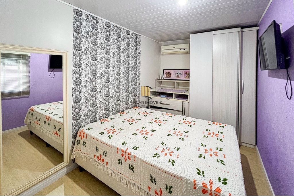 Casa 2 dormitórios no bairro Guajuviras