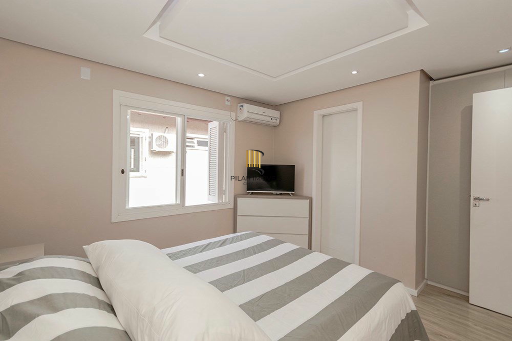 Casa 3 dormitórios no bairro Ipanema