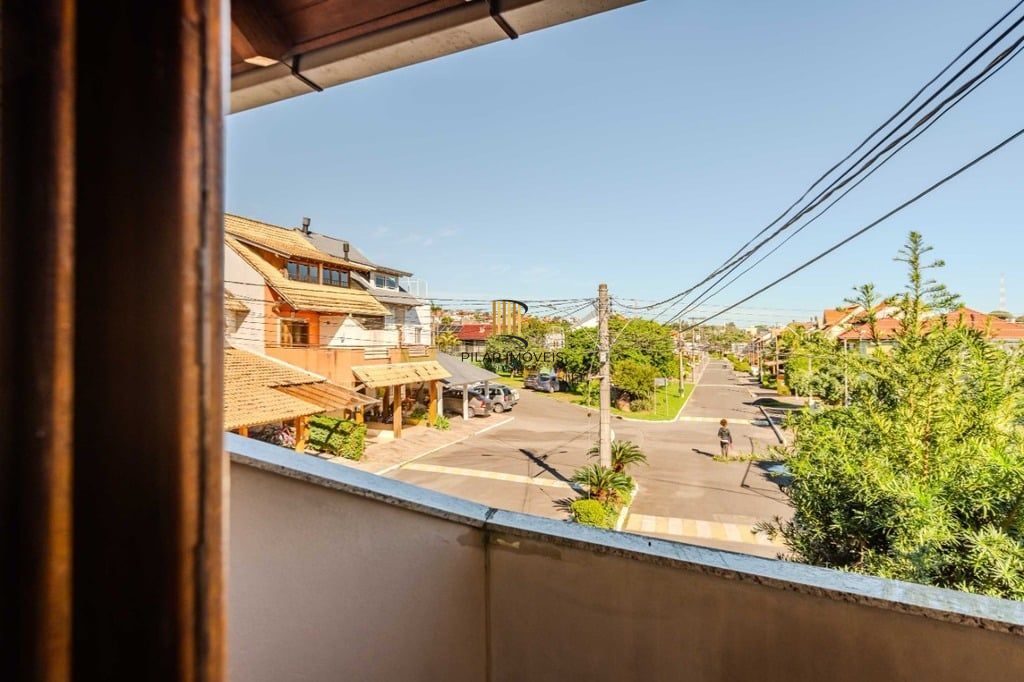 Casa de Condomínio 4 dormitórios no bairro Ipanema