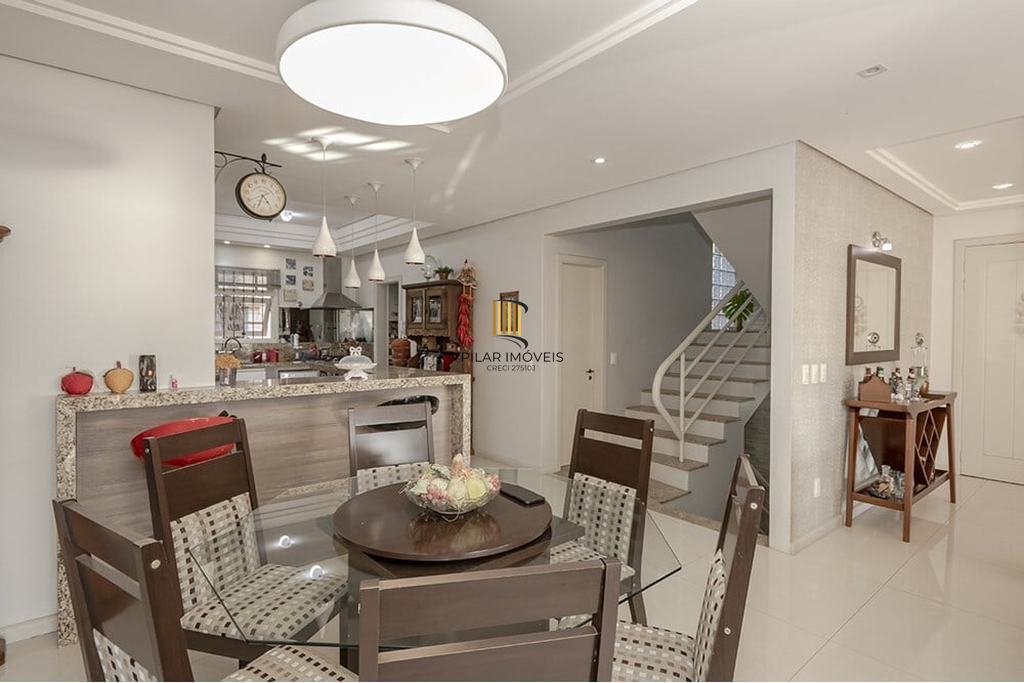 Casa 3 dormitórios no bairro Espírito Santo