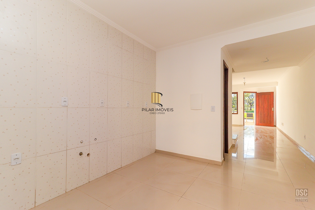 Casa 3 dormitórios no bairro Hípica