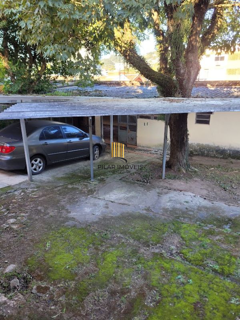 Casa 3 dormitórios no bairro Teresópolis