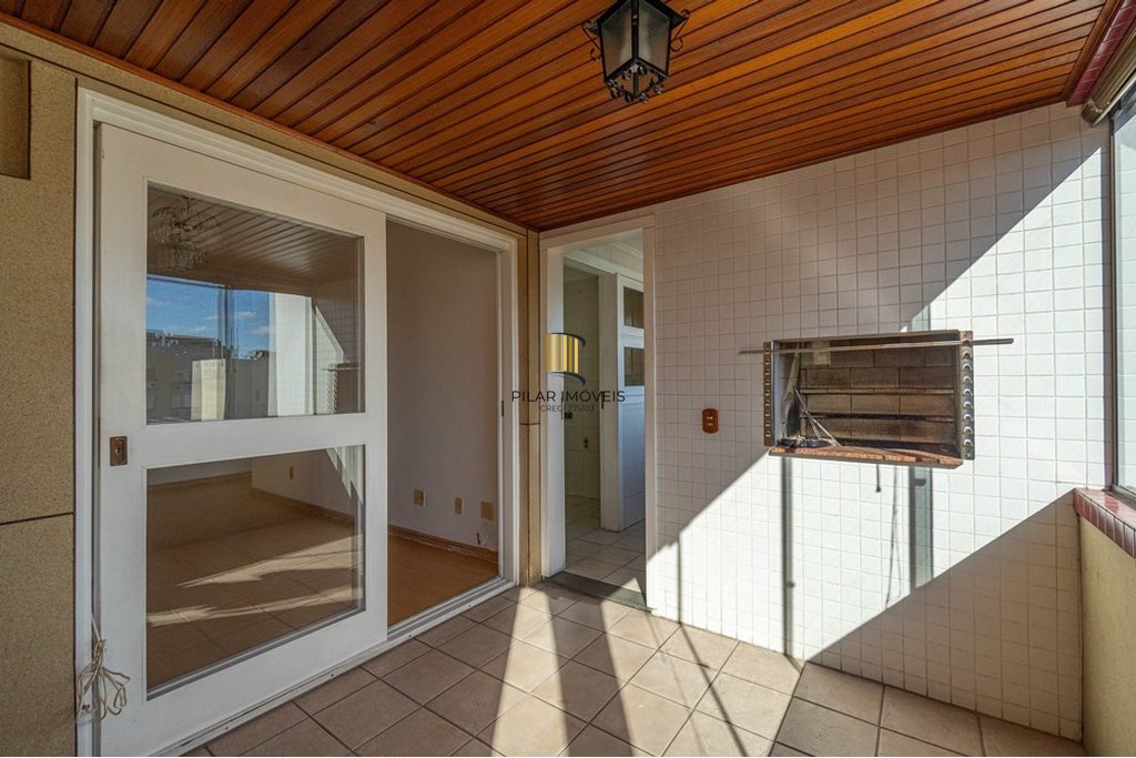 Apartamento 3 dormitórios no bairro Menino Deus
