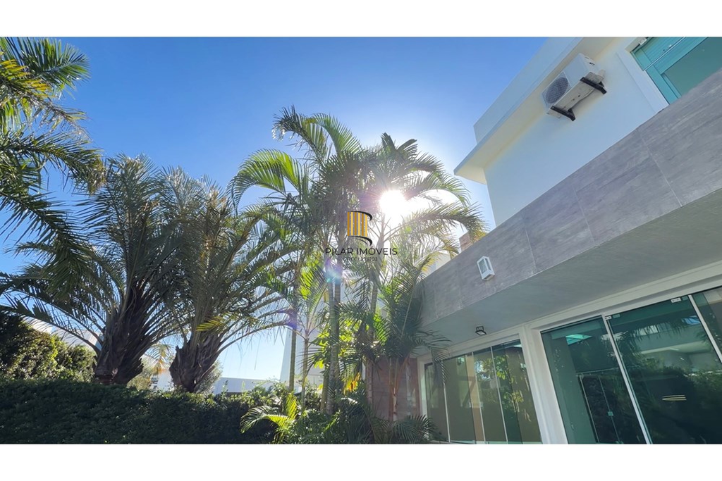 Casa de Condomínio 4 dormitórios no bairro Morada do Sol