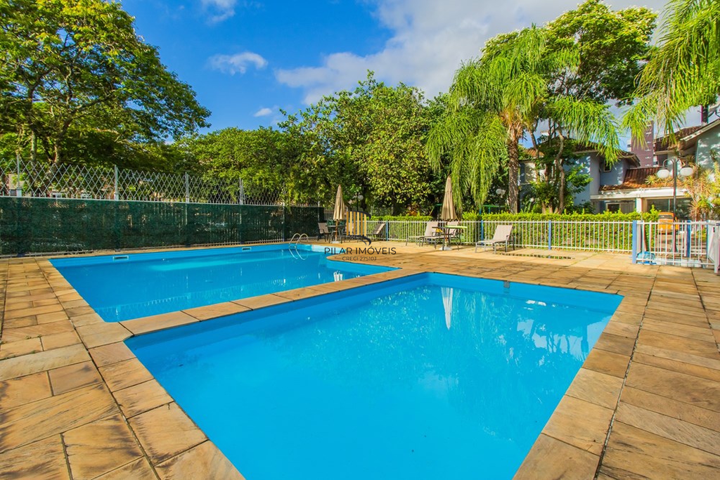 Casa de Condomínio 3 dormitórios no bairro Marechal Rondon