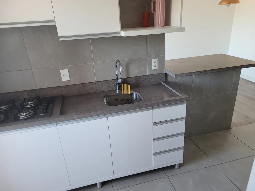 Apartamento 2 dormitórios no bairro Glória