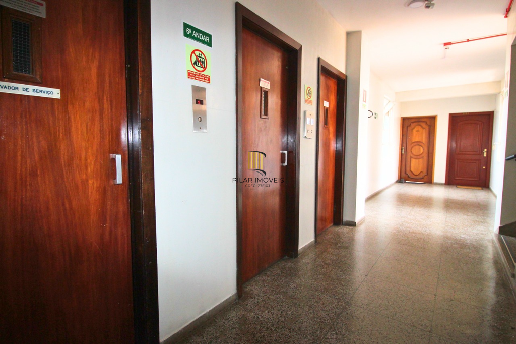 Apartamento 2 dormitórios no bairro Floresta