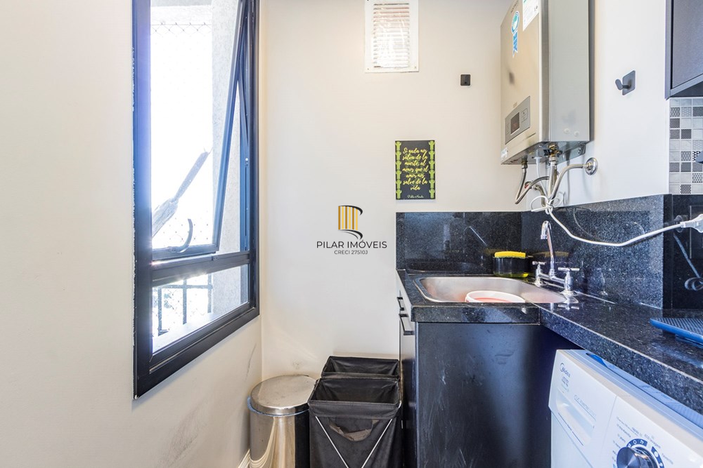 Apartamento 2 dormitórios no bairro Jardim Carvalho