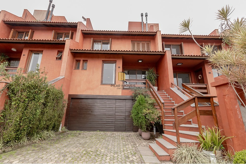 Casa de Condomínio 4 dormitórios no bairro Santa Tereza