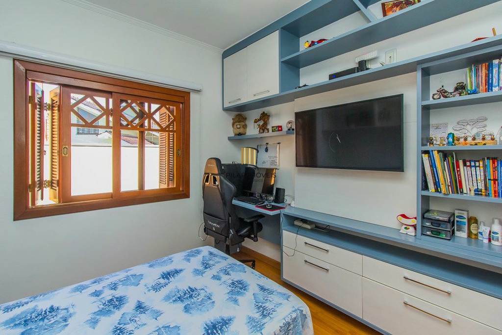 Casa 4 dormitórios no bairro Moinhos de Vento