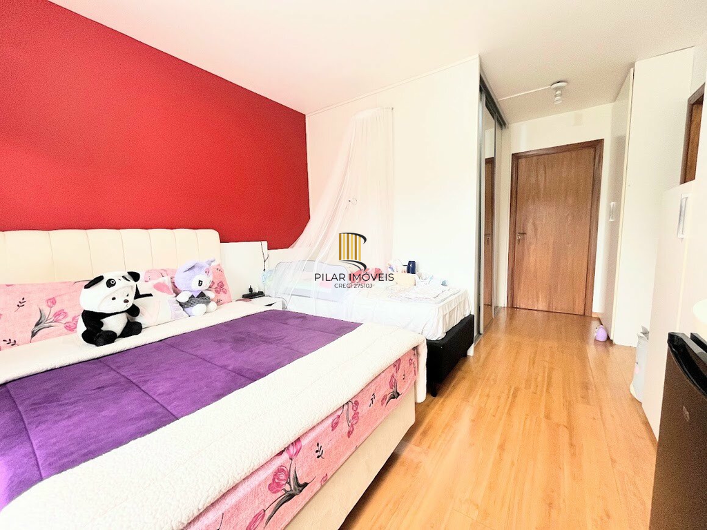 Casa 3 dormitórios no bairro Espírito Santo