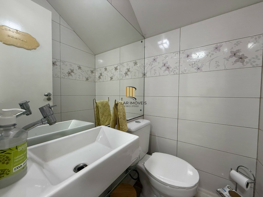 Casa de Condomínio 3 dormitórios no bairro Sarandi