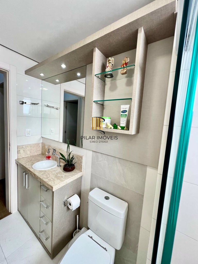 Apartamento 2 dormitórios no bairro Centro