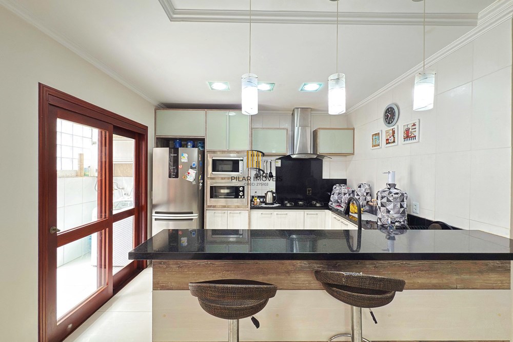 Casa de Condomínio 3 dormitórios no bairro Hípica