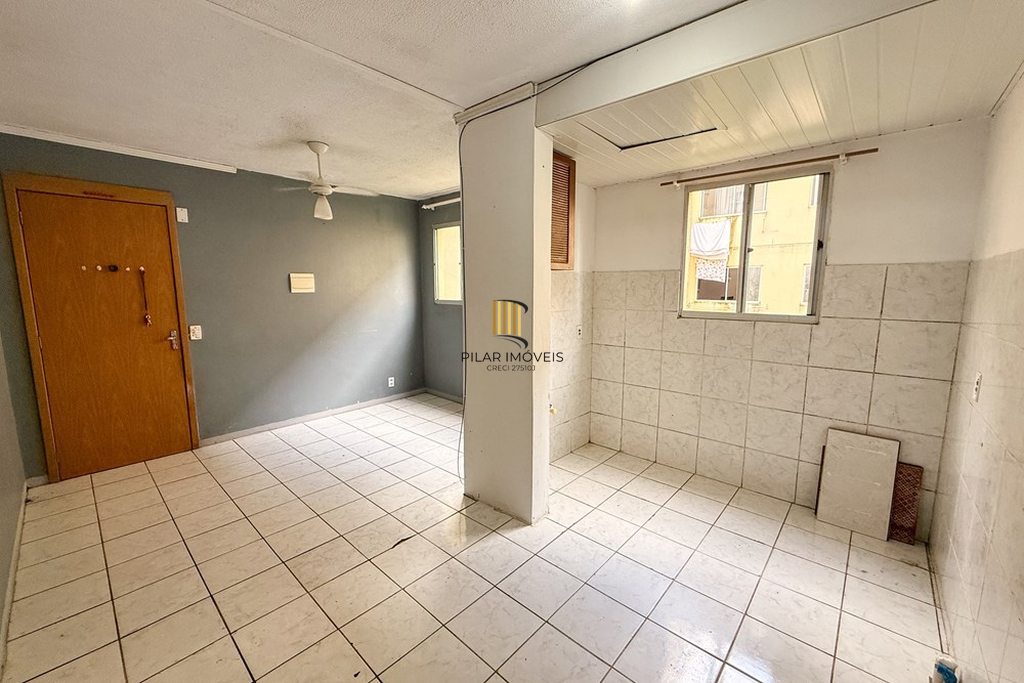 Apartamento 2 dormitórios no bairro Guajuviras
