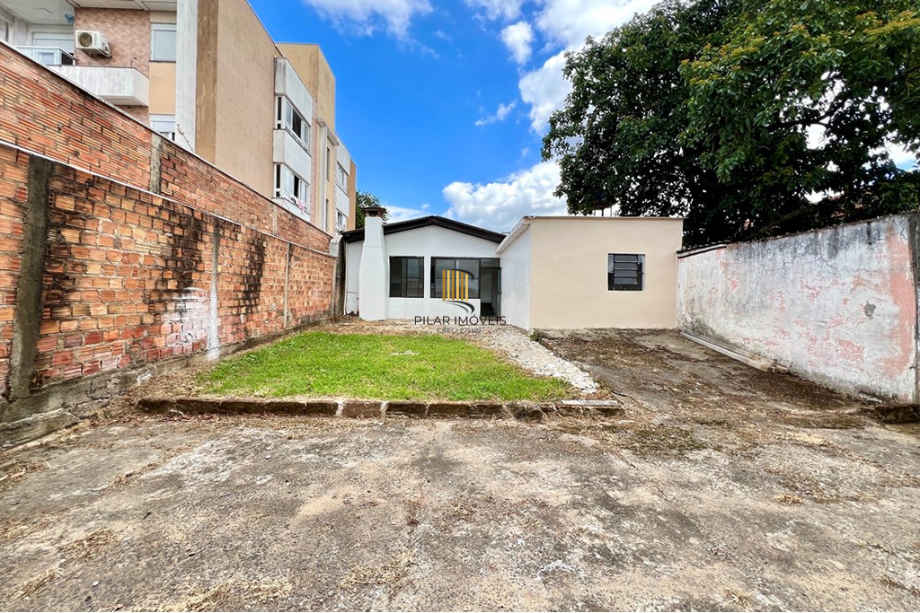 Casa 3 dormitórios no bairro Vila Vista Alegre