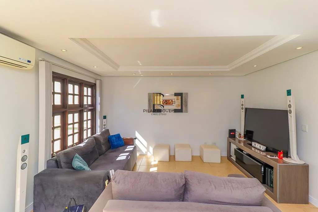 Casa 3 dormitórios no bairro Sarandi
