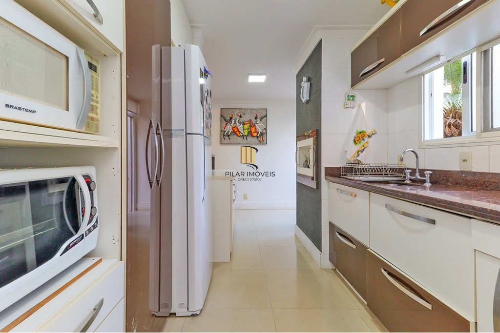 Casa de Condomínio 4 dormitórios no bairro Jardim Itu