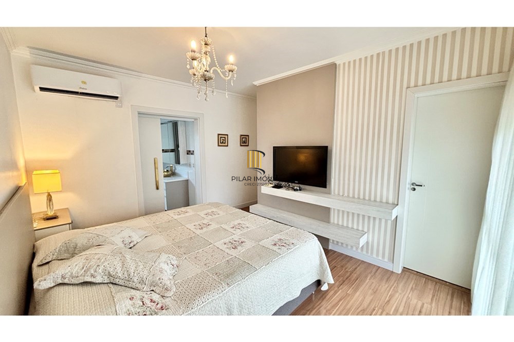 Casa 3 dormitórios no bairro Moinhos de Vento