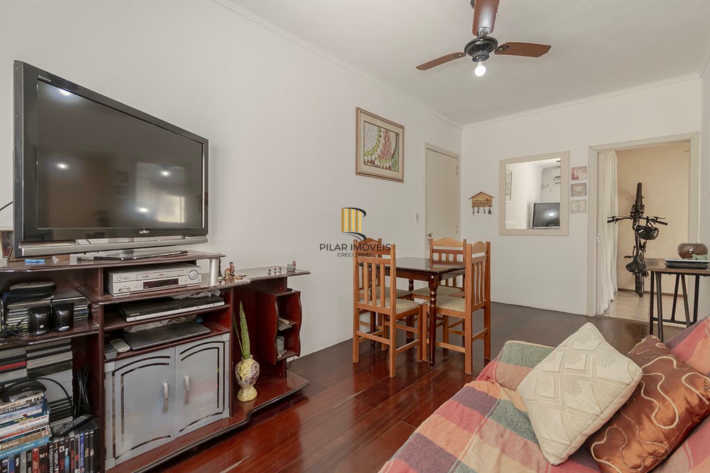 Apartamento 2 dormitórios no bairro Glória