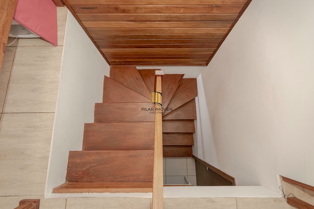 Casa 3 dormitórios no bairro Guarujá